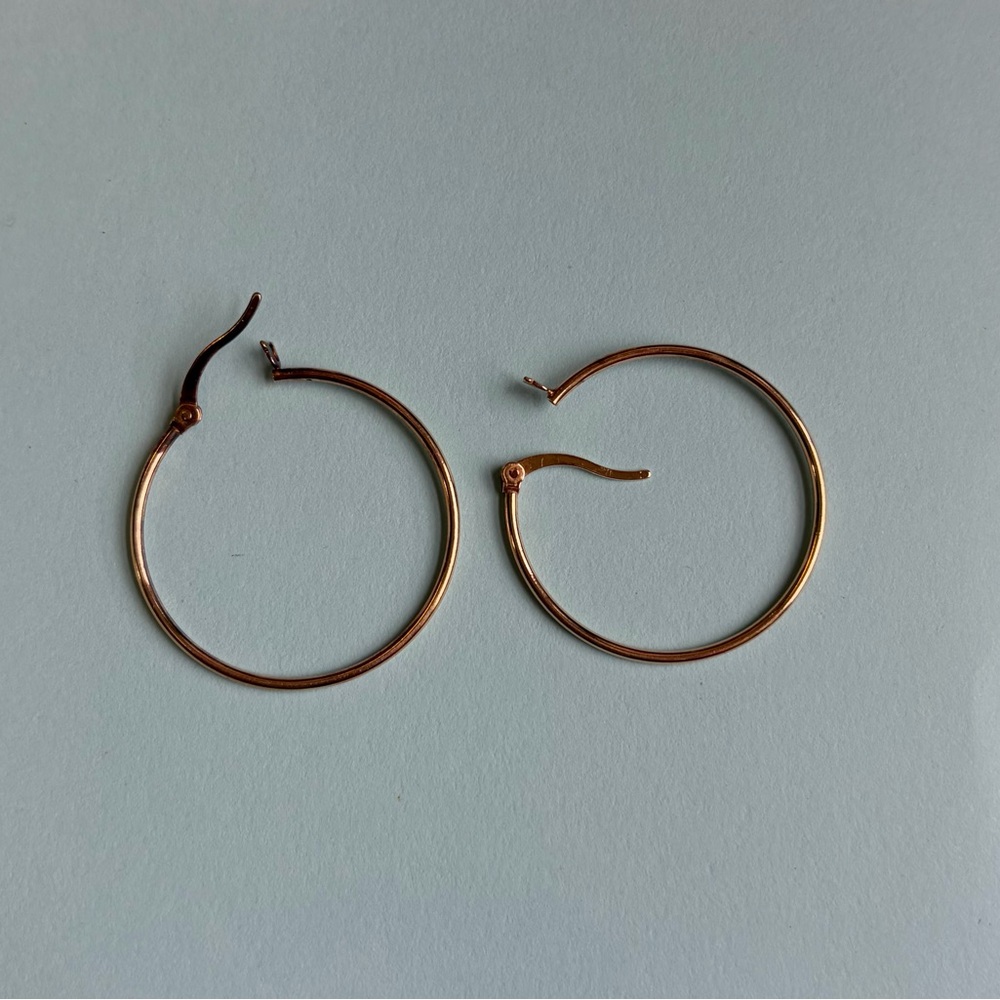 Gold Hoop Earrings - Classic Women's Hoops